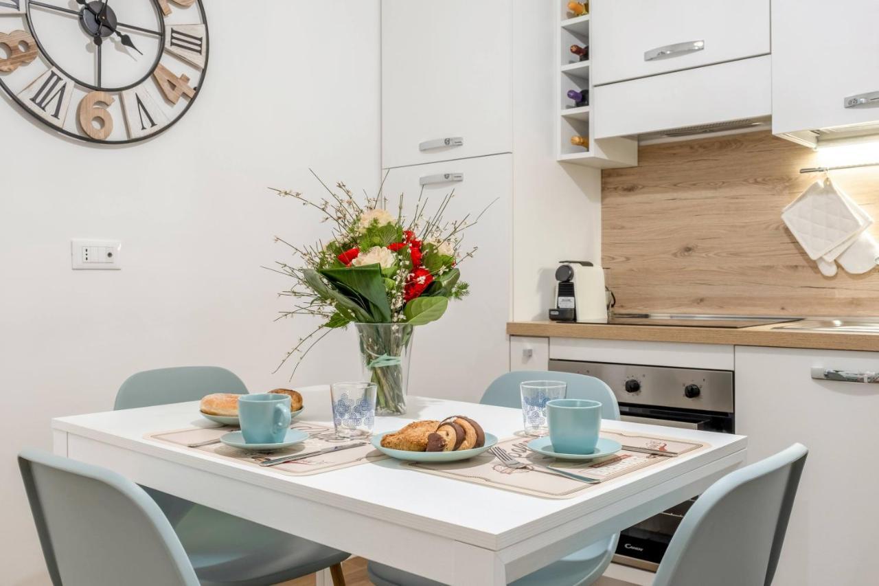 Donna Teresa Central & Cozy Apartment Taranto Exterior foto